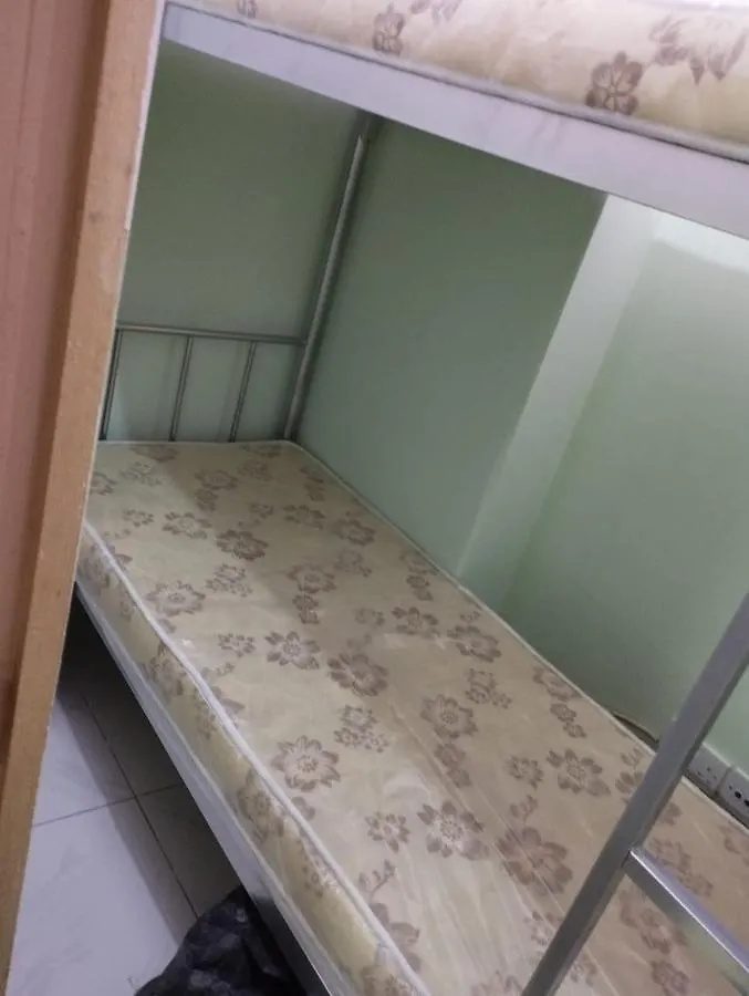 Pensjonat Hotel Bed Space For Weekly With Other Guests Dubaj